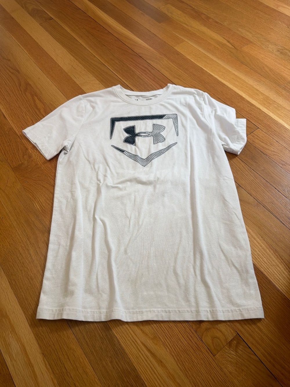 Under armour boys short sleeve t